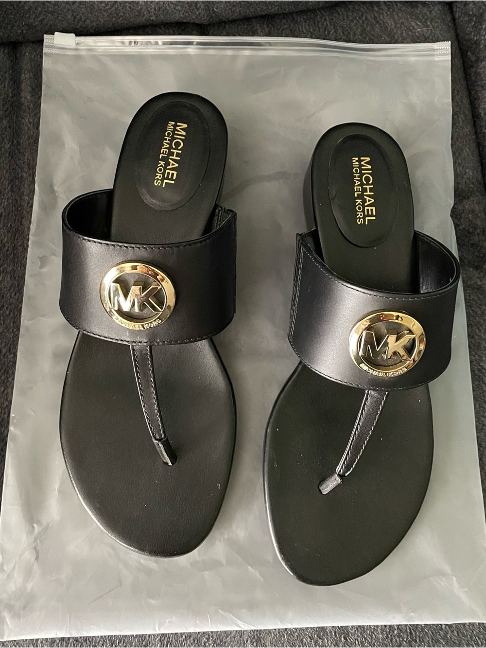 Michael Kors Black Leather Thong Sandals with Gold MK Emblem - Picture 1 of 2